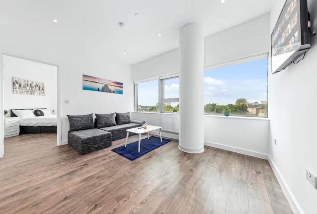 Airy 2Br Flat Delta London Dp332 Apartment Croydon Luaran gambar