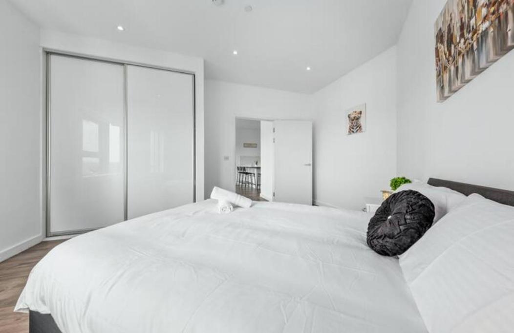 Airy 2Br Flat Delta London Dp332 Apartment Croydon Luaran gambar